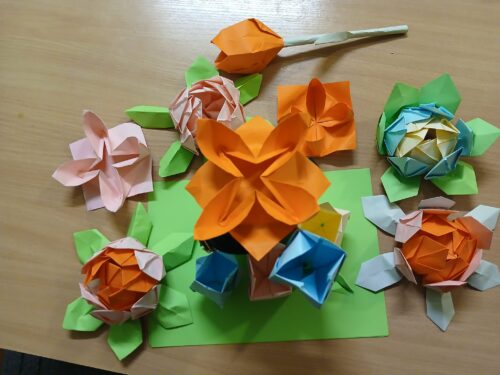 Spalvoti origami lankstiniai